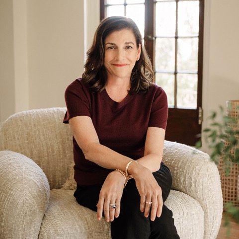 Photograph of the author Cynthia D'Aprix Sweeney